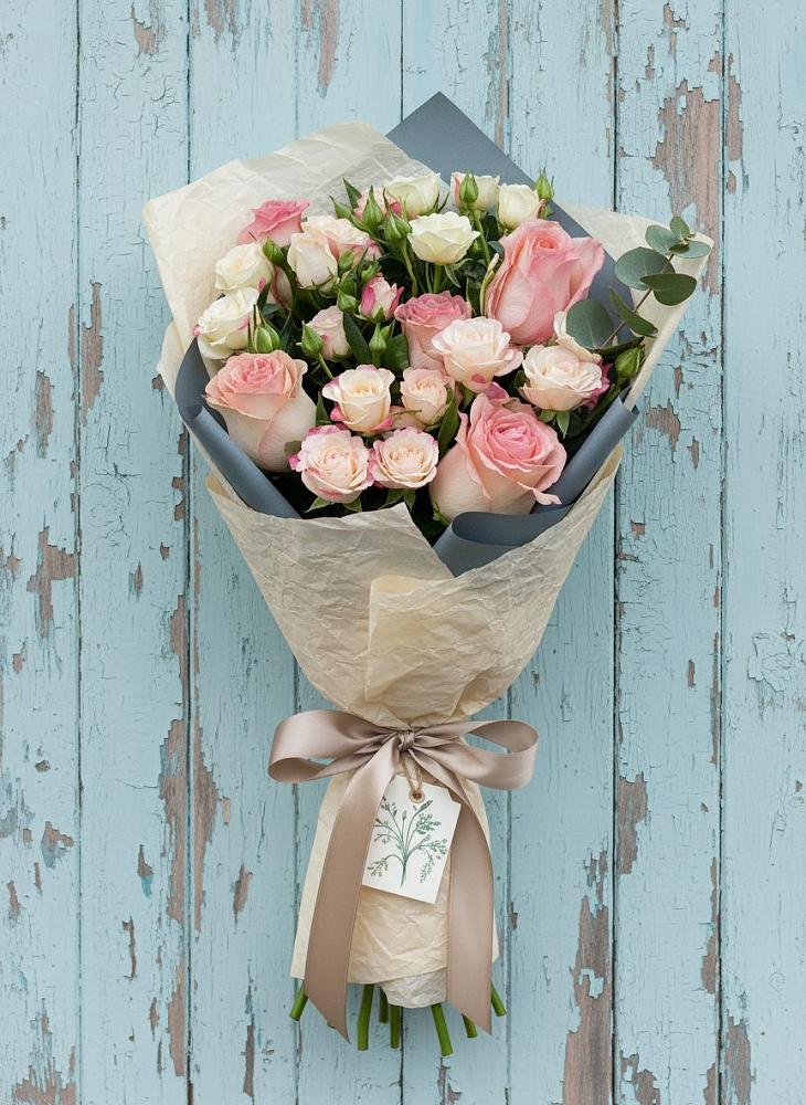 Букет цветов из: Розы в Ивановском Курской области