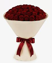 Букет 101 Бордовая роза Блэк Бакарра в Ивановском Курской области
