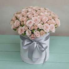 Цветочная композиция из Розы в шляпной коробке в Ивановском Курской области