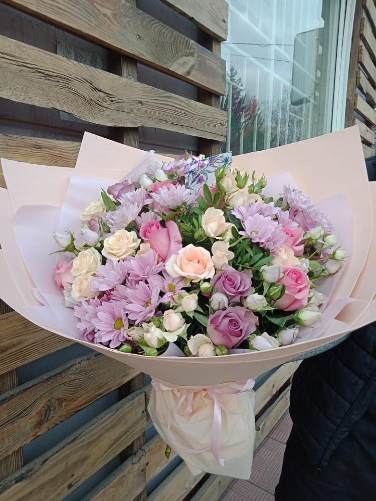 Букет цветов из: Розы и Хризантемы в Ивановском Курской области