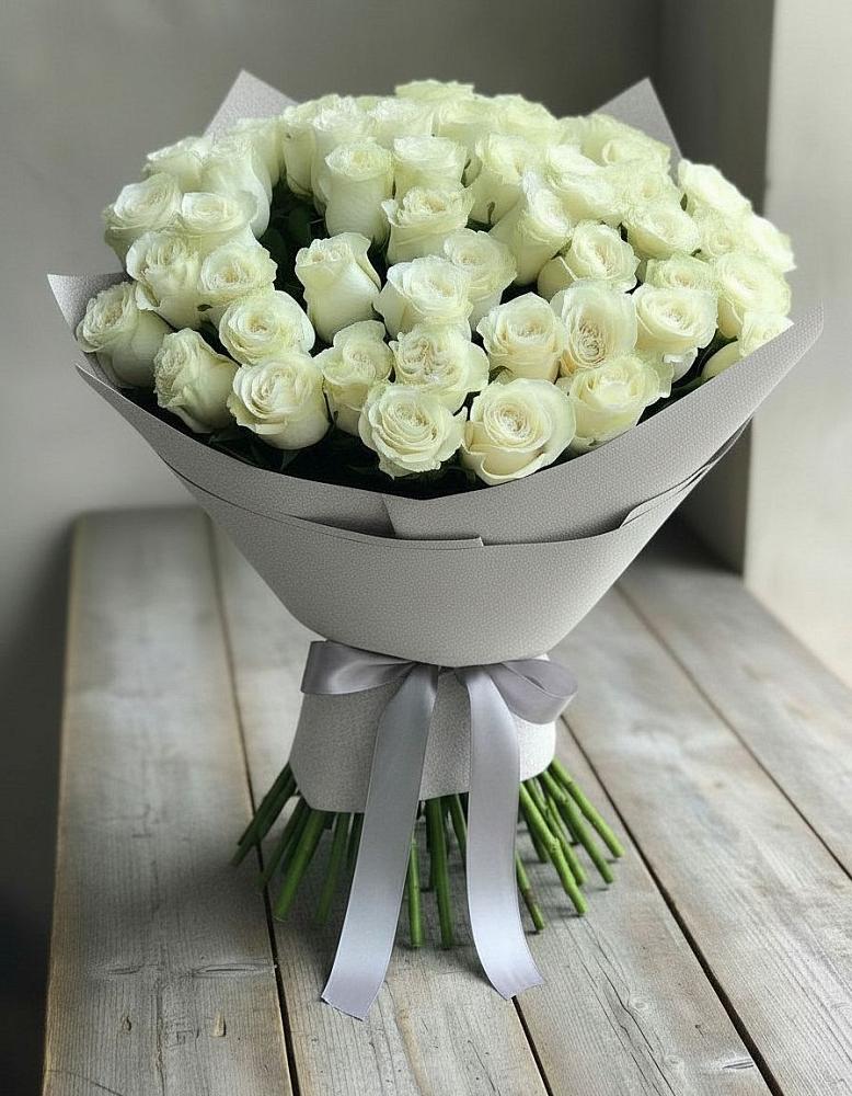 Букет 35 Белых роз в Ивановском Курской области
