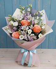 Букет цветов из:  Лизиантусы, Розы, Альстромерии и Гипсофила в Ивановском Курской области