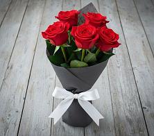 Букет 5 Красных роз Эдлесс Лав #REPLACE_PRED# Ивановском Курской области