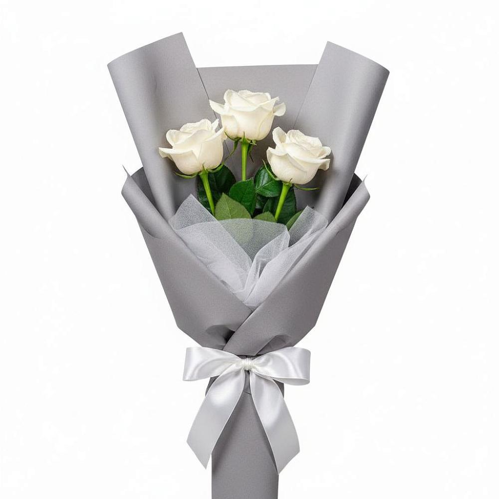 Букет 3 белые розы в Ивановском Курской области
