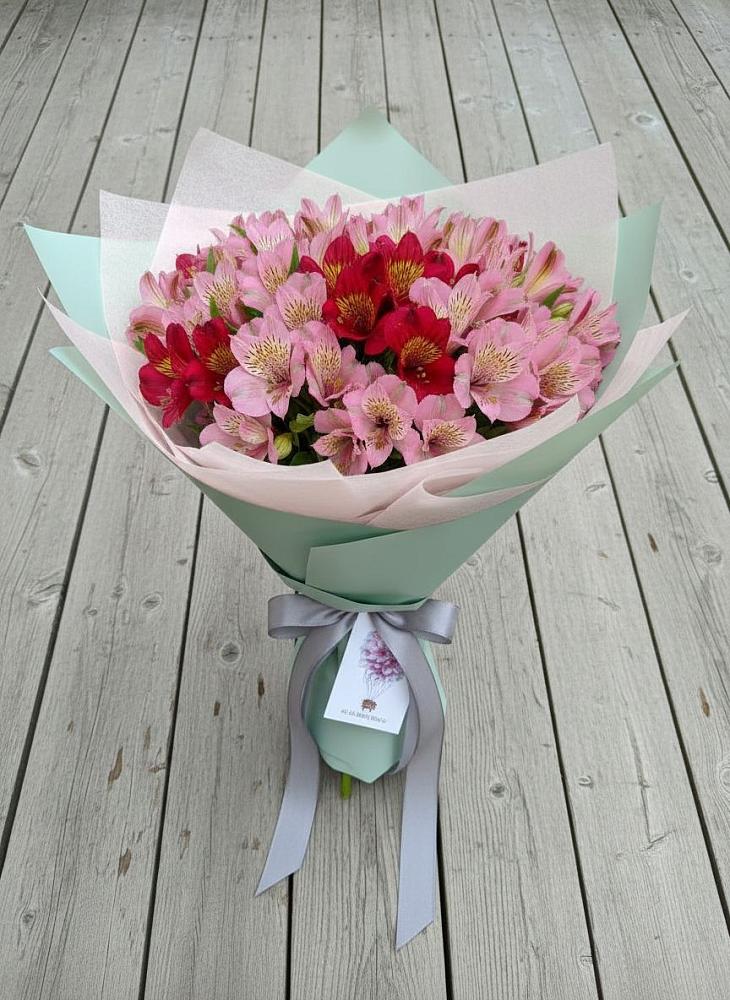 Букет цветов из: Альстромерии в Ивановском Курской области