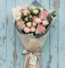 Букет цветов из:  Розы #REPLACE_PRED# Ивановском Курской области