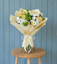 Букет цветов из:  Хризантемы и Розы в Ивановском Курской области