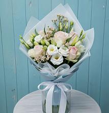 Букет цветов из:  Розы и Лизиантусы в Ивановском Курской области