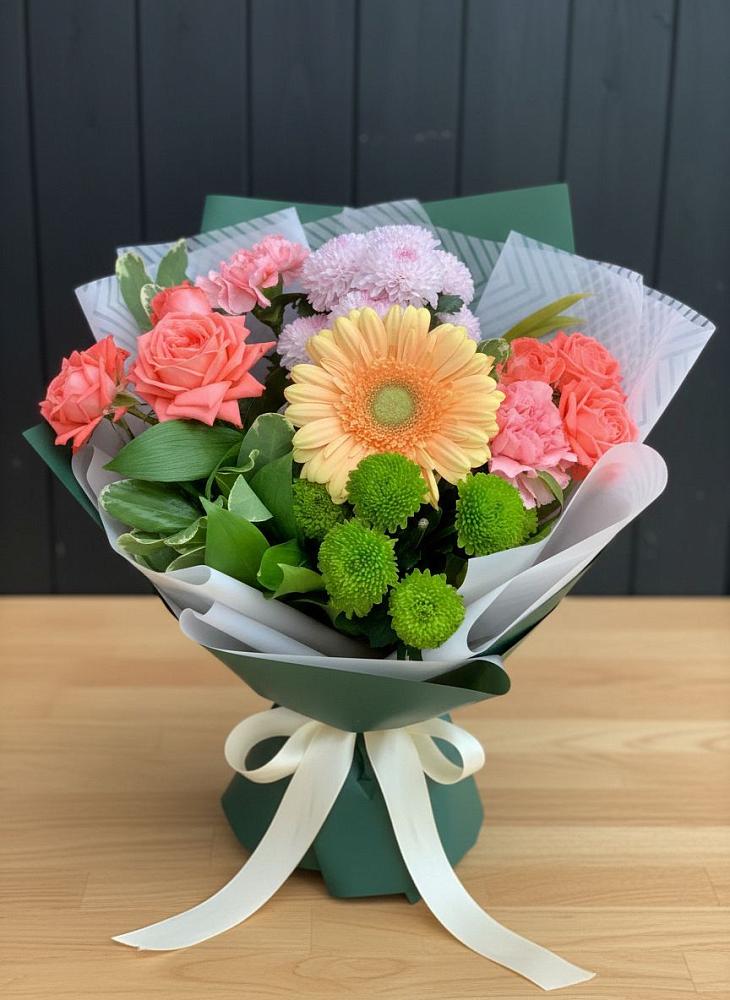 Букет цветов из: Гвоздики, Розы, Герберы и Хризантемы в Ивановском Курской области